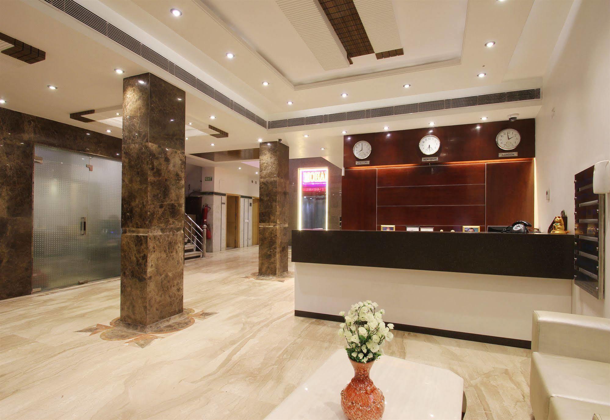 Hotel Mohan International Nuova Delhi Esterno foto